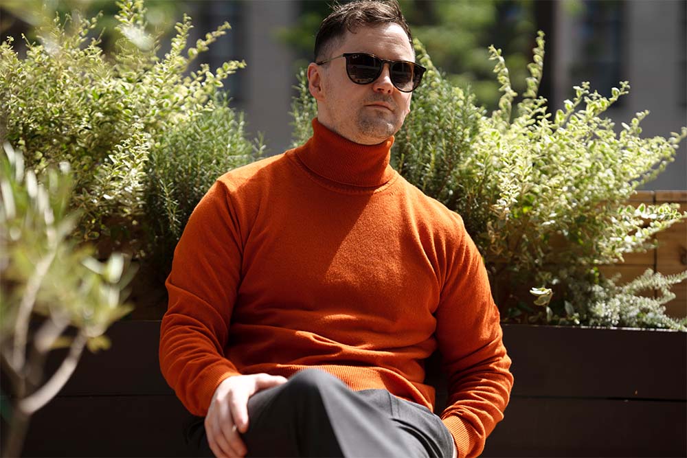 CASHMERE TURTLE NECK