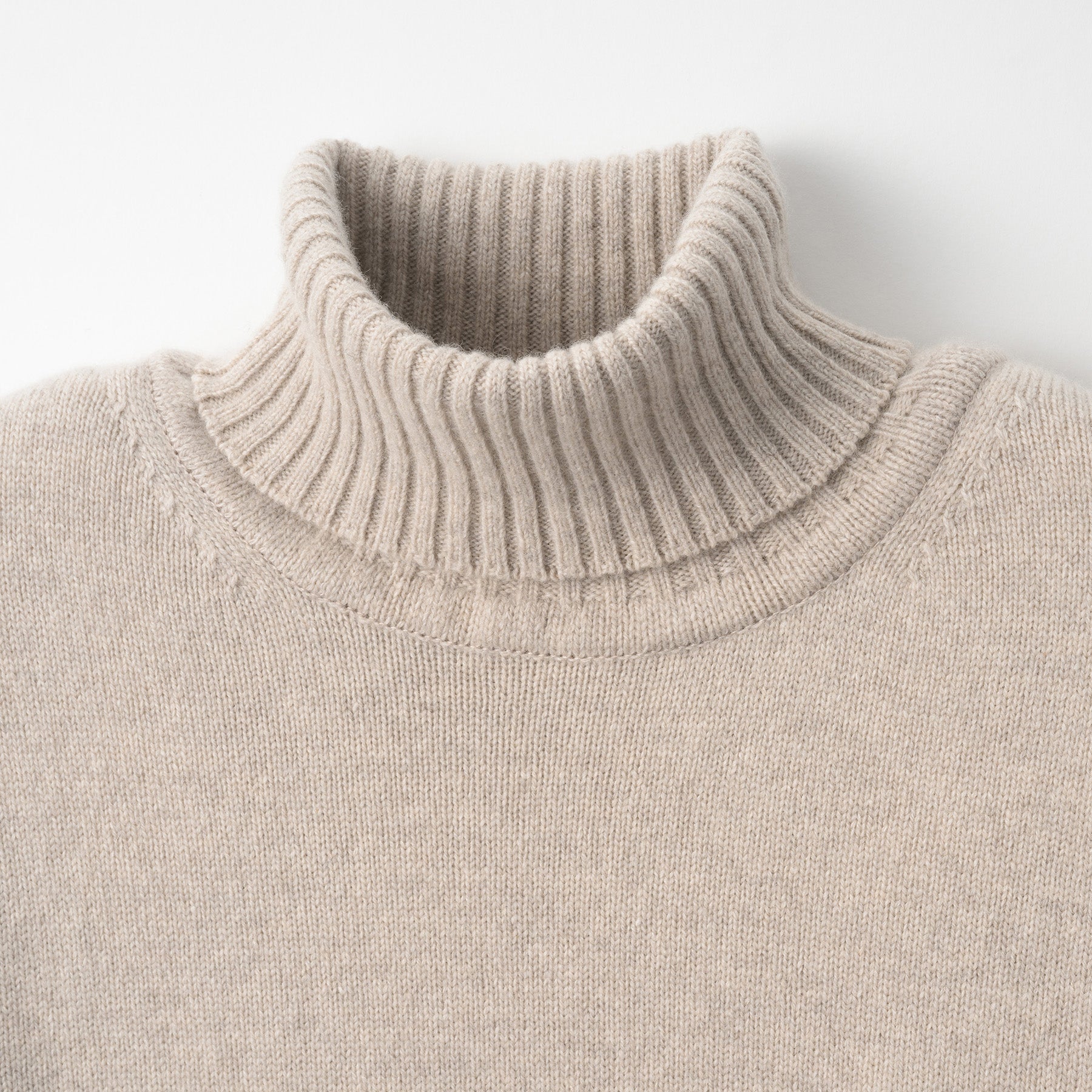 CASHMERE SILK WOOL TURTLE NECK