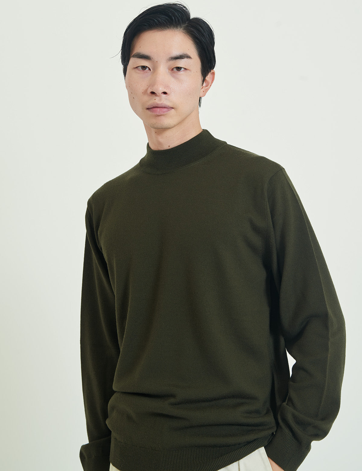 12G Lightweight Merino Wool Mockneck