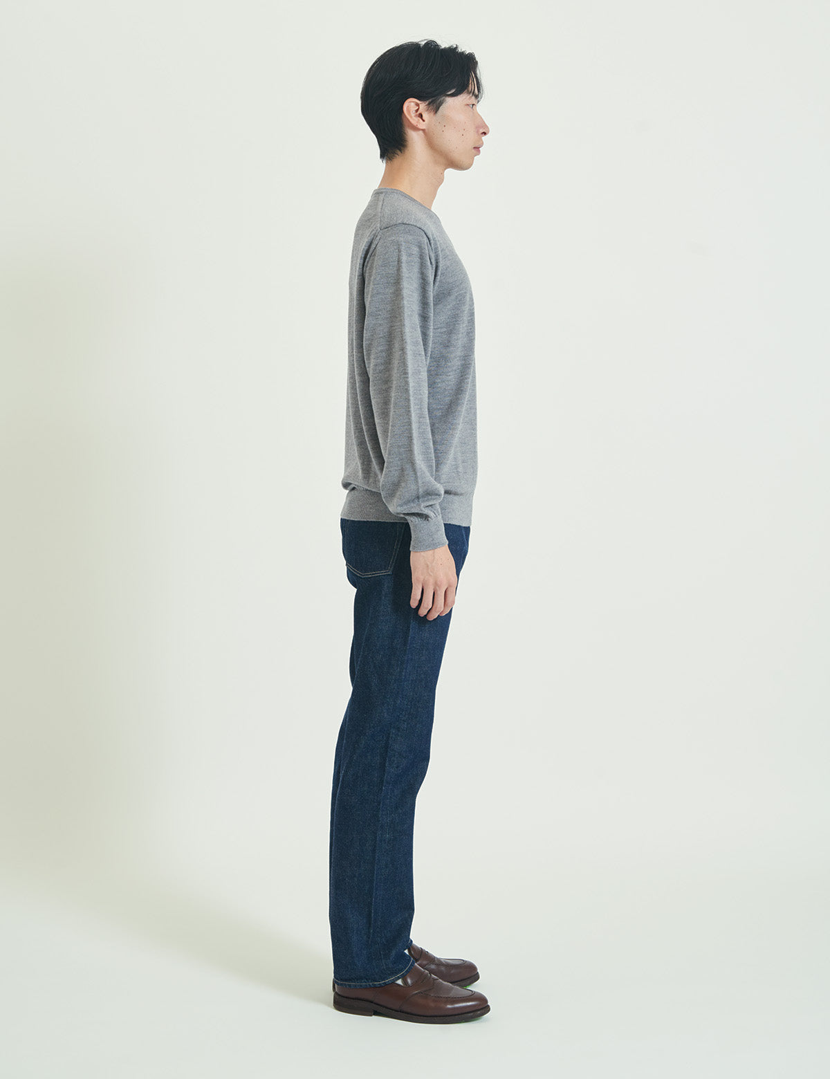 (WO2)12G Lightweight Merino Wool Crewneck