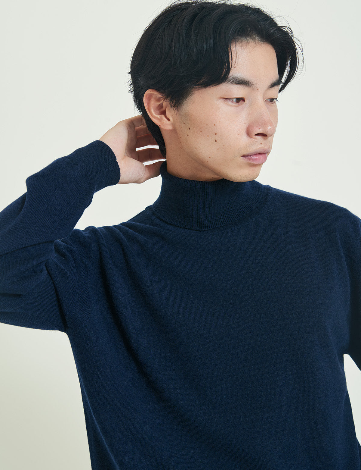 CASHMERE TURTLE NECK