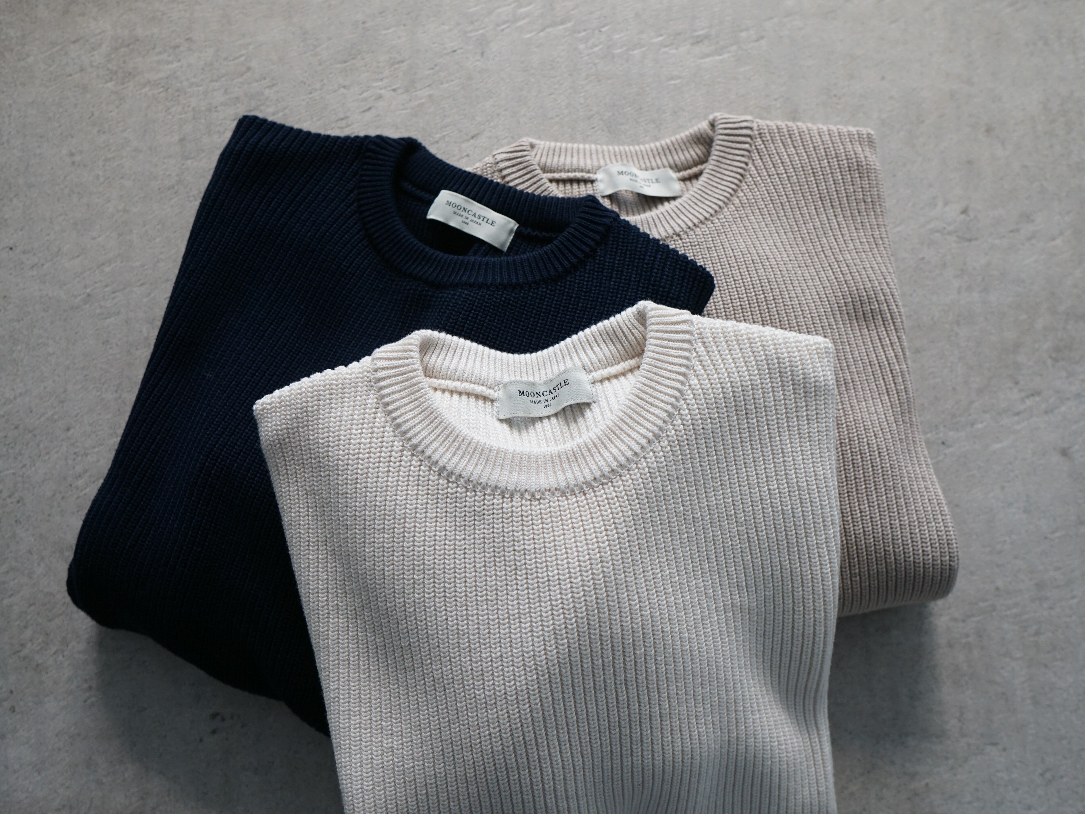 【NEW】COTTON HEAVY WEIGHT CREWNECK