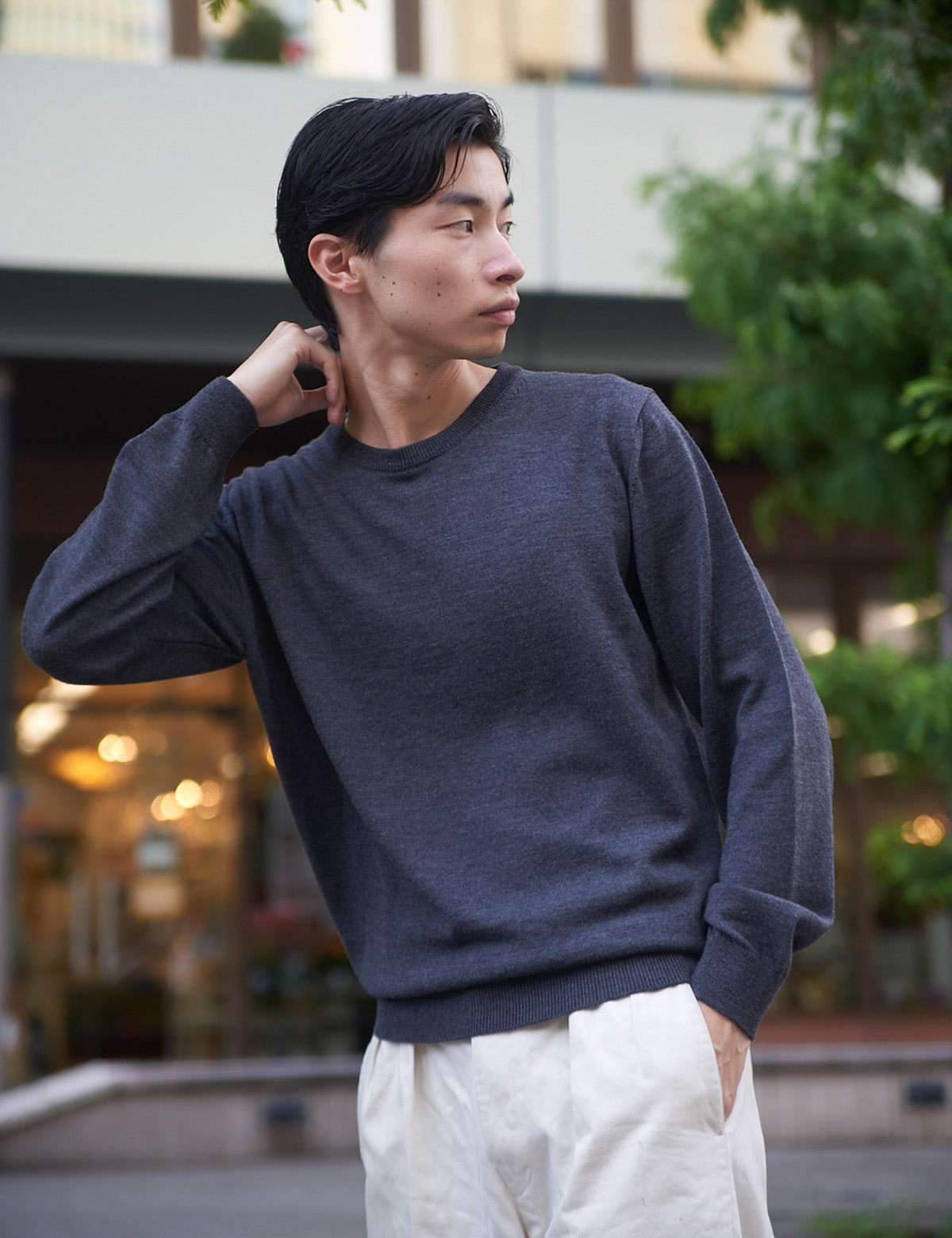 (WO2)12G Lightweight Merino Wool Crewneck